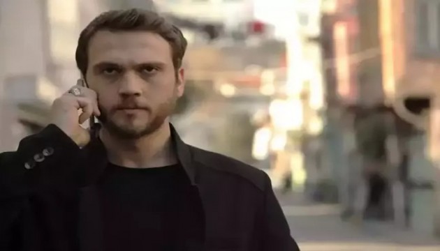 Aras Bulut İynemli'nin babası son yolculuğuna uğurlandı